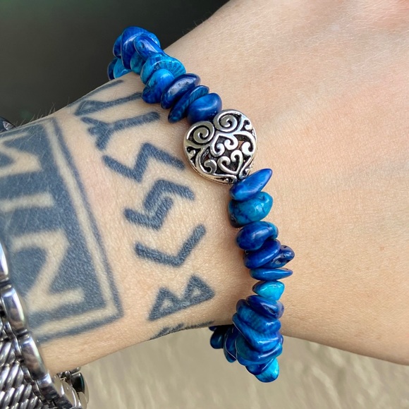 π΄ SALE ! red dot items are 2 for $25 . Bundle more than 3 and its $10 each π - Picture 3 of 8